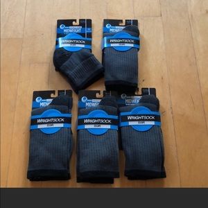 Unisex Wrightsocks double layer socks!